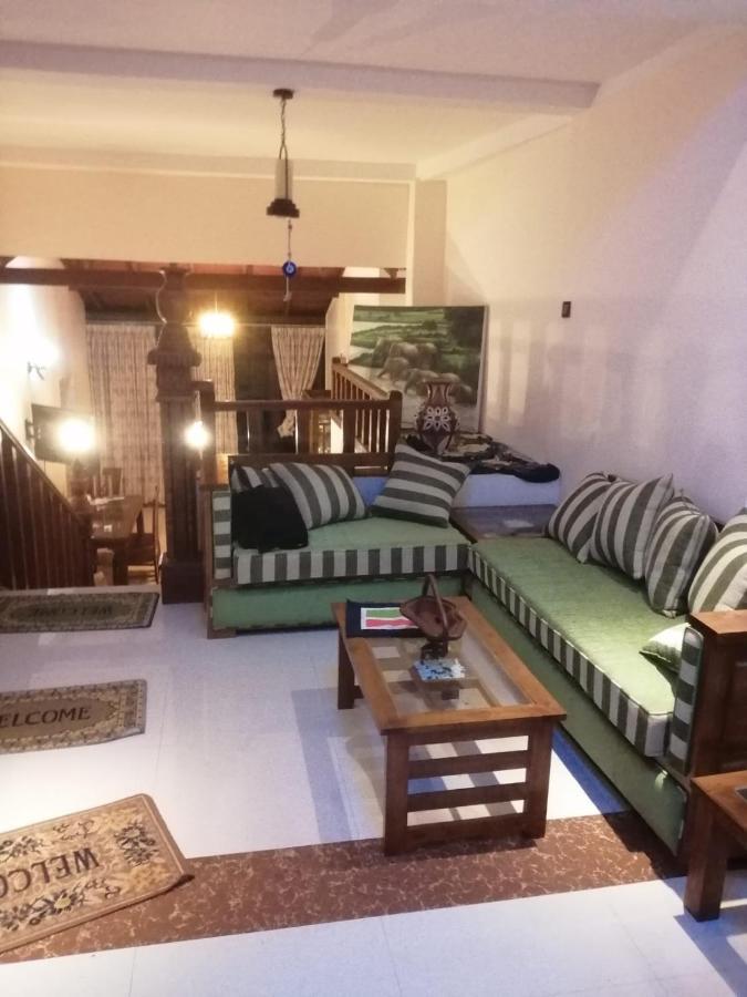 קנדי Luxury Apartment The Walkers Nest מראה חיצוני תמונה