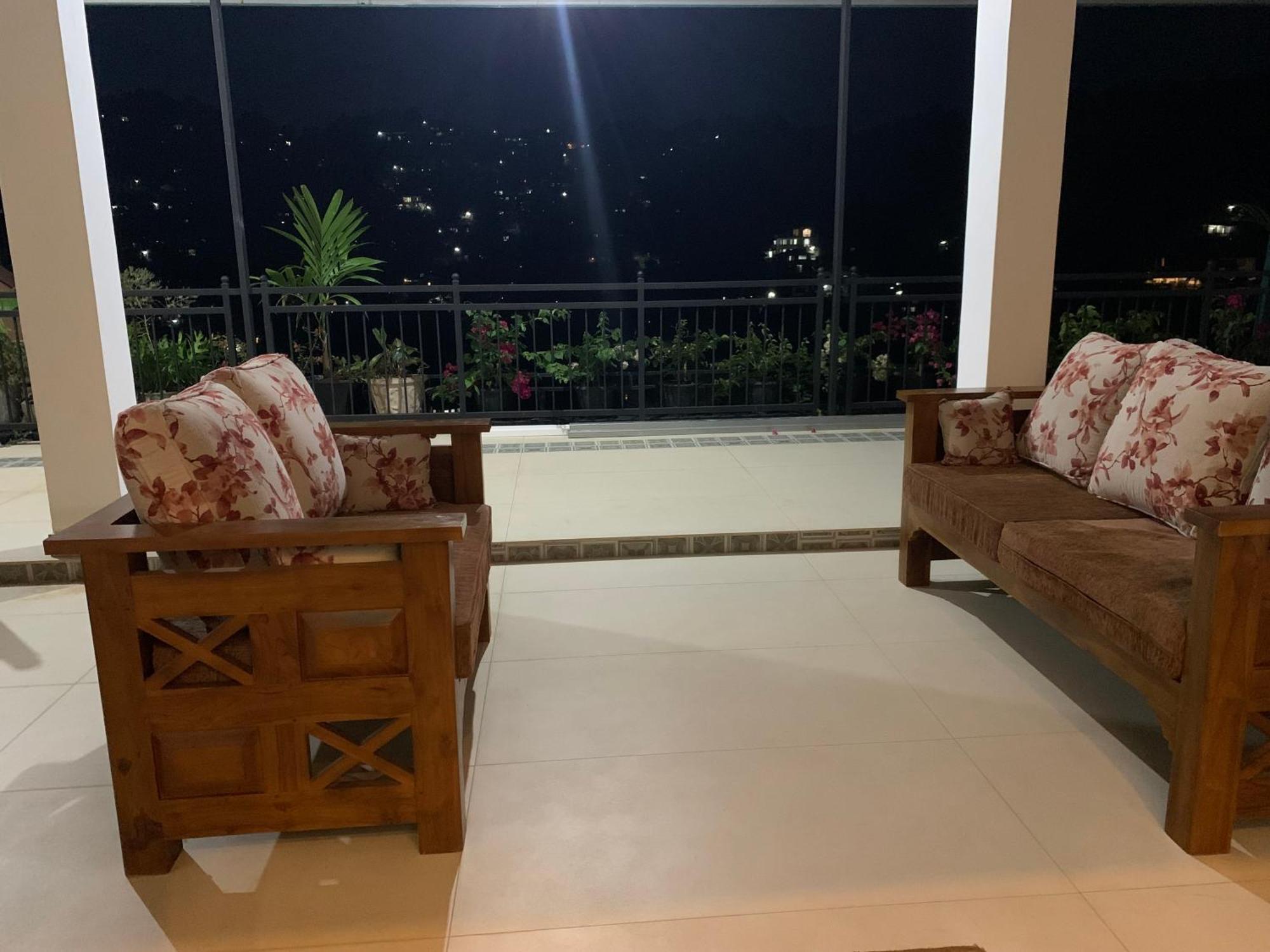 קנדי Luxury Apartment The Walkers Nest מראה חיצוני תמונה
