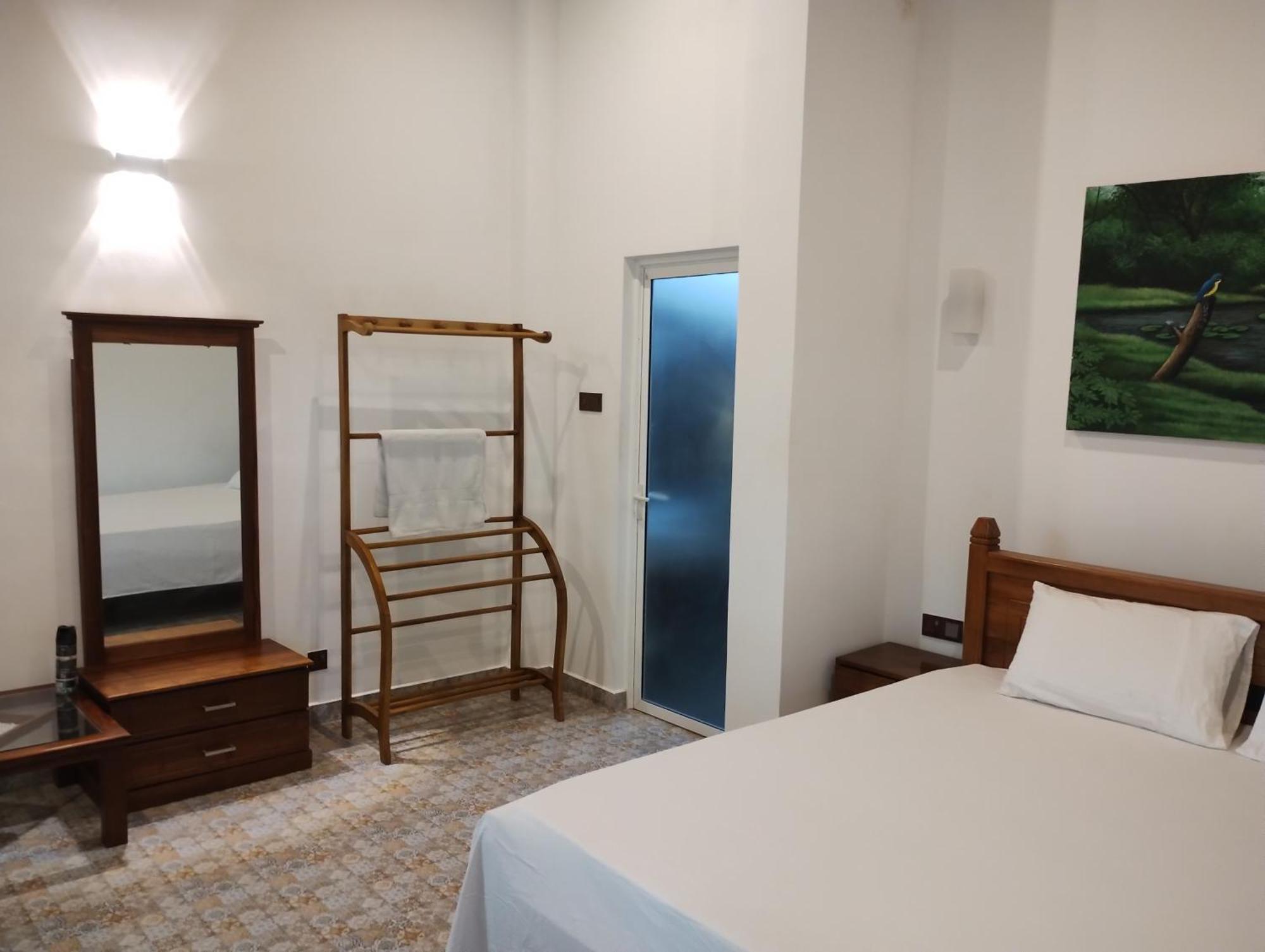 קנדי Luxury Apartment The Walkers Nest מראה חיצוני תמונה