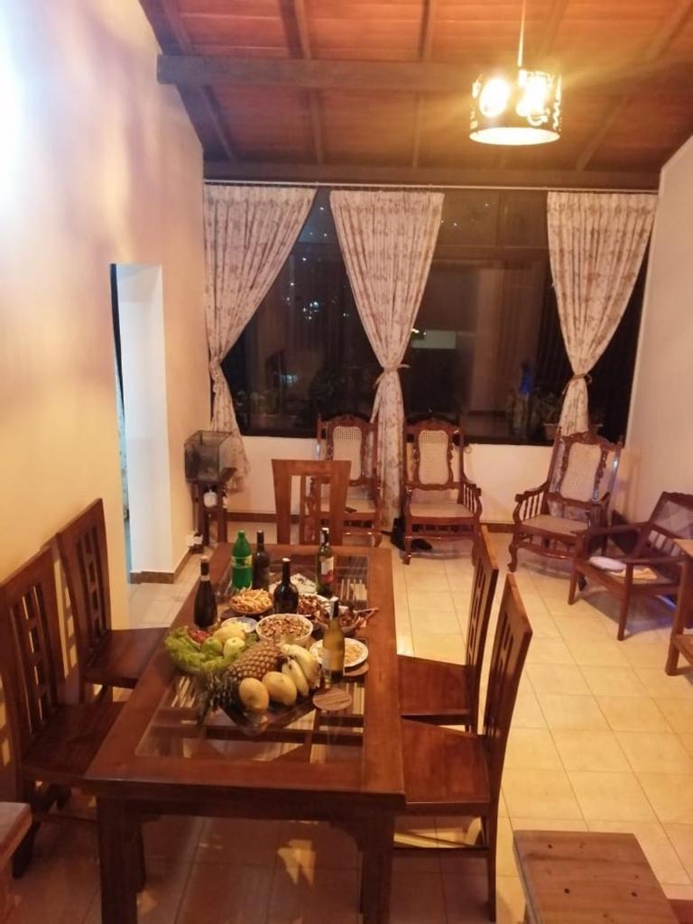 קנדי Luxury Apartment The Walkers Nest מראה חיצוני תמונה